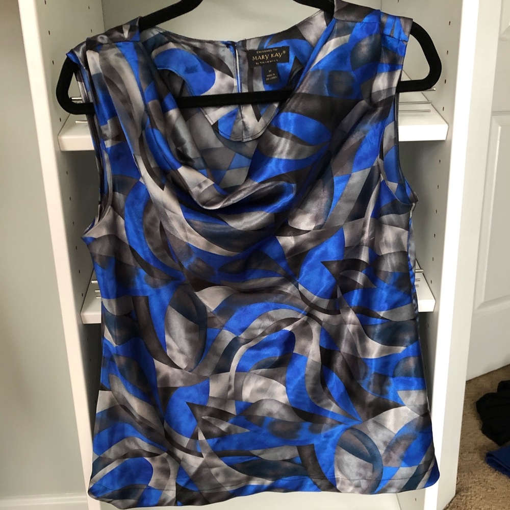 Women’s blouse